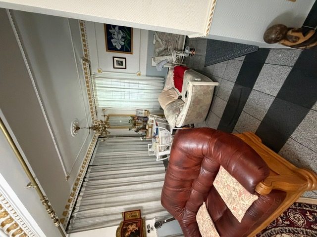 Jedinstvena kuća sa zemljištem: Donja Lomnica, 300.00 m2 (bruto)