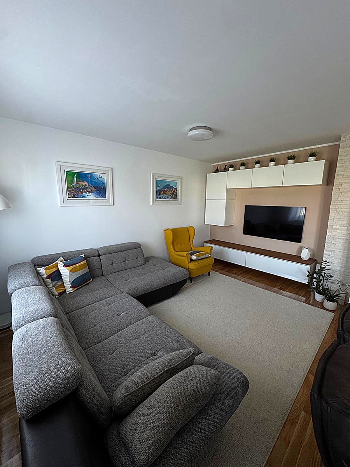 TROSOBNI STAN – VELIKO POLJE, 93.26 m2