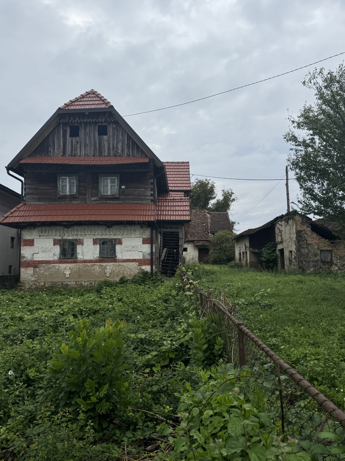 VIKEND KUĆA – ŽAŽINA